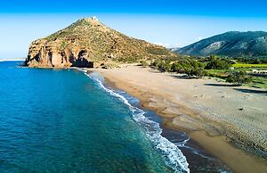 Muses Beach Villas - Urania