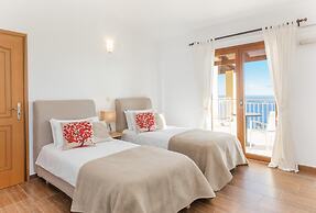 Avlaki Bay House in Paxi