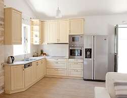 Thanelli in Paxi With 2 Bedrooms and 1 Bathrooms