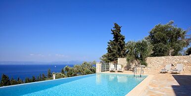 Thanelli in Paxi With 2 Bedrooms and 1 Bathrooms