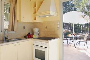 Joanna s House in Kourteika