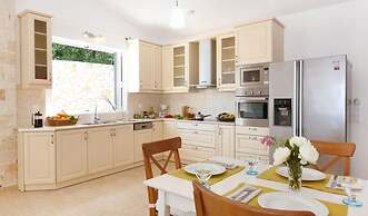 Monodendri Blue in Paxi