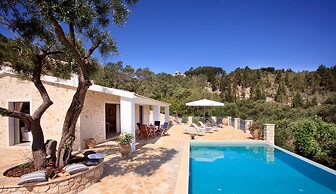 Monodendri Blue in Paxi