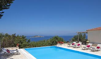 Villa Flora in Paxi With 4 Bedrooms and 4 Bathrooms