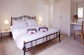 Villa Flora in Paxi With 4 Bedrooms and 4 Bathrooms