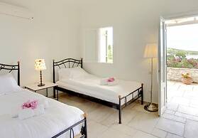 Villa Flora in Paxi With 4 Bedrooms and 4 Bathrooms