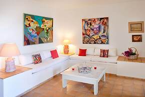 Villa Flora in Paxi With 4 Bedrooms and 4 Bathrooms