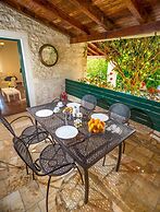 Diamantina in St Stefanos Bay