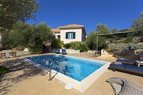 Loutsa Villa in Ithaki