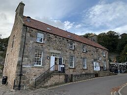 NEW Superb One Bedroom Getaway in Dysart Kirkcaldy