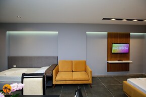 Palm Suites Apartment-Suite