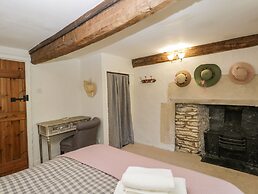 Fox Den Cottage
