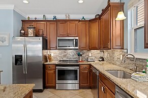 Champagne and Roses Fr 218 Tahitian Way