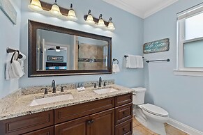 Champagne and Roses Fr 218 Tahitian Way