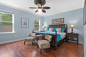 Champagne and Roses Fr 218 Tahitian Way