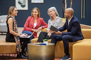 voco Chicago Downtown - Riverwalk by IHG