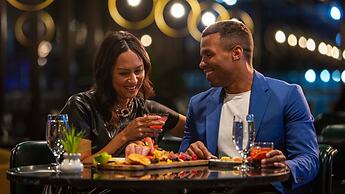 voco Chicago Downtown - Riverwalk by IHG