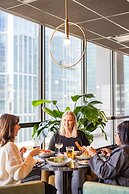 voco Chicago Downtown - Riverwalk by IHG