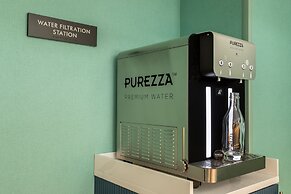 voco Chicago Downtown - Riverwalk by IHG