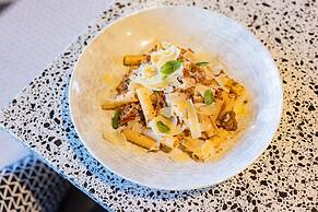 voco Chicago Downtown - Riverwalk by IHG