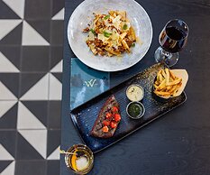 voco Chicago Downtown - Riverwalk by IHG