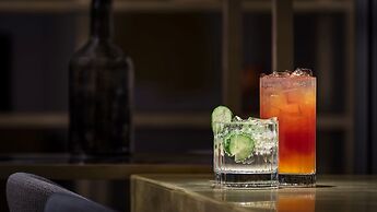 voco Chicago Downtown - Riverwalk by IHG