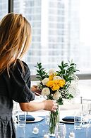 voco Chicago Downtown - Riverwalk by IHG