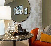 voco Chicago Downtown - Riverwalk by IHG