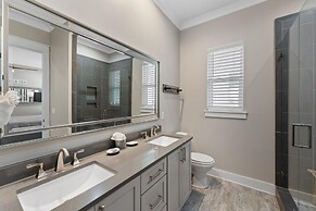 Aquaholic G S 77 Saint Francis Dr N