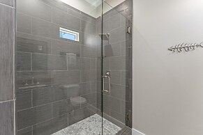 Aquaholic G S 77 Saint Francis Dr N