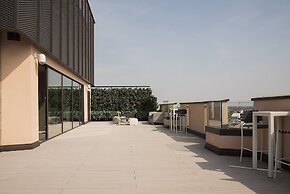 easyhomes - Central Tower