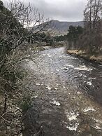 Luxury 2 Bedroom Caravan in Stunning Location