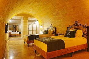 Kayra Cave Suites