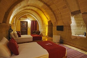 Kayra Cave Suites