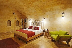 Kayra Cave Suites