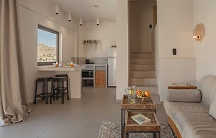 Amal Kythnos Suites