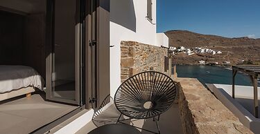 Amal Kythnos Suites