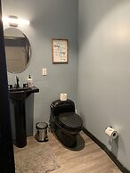 424 Gold Way- 3Bed/2Bath Apartment