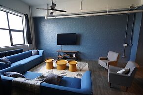 424 Gold Way- 3Bed/2Bath Apartment