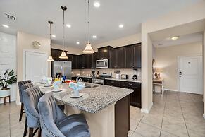 Private Conservation View With Theme Rooms and Beautiful Pool Area, Pe