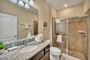 Private Conservation View With Theme Rooms and Beautiful Pool Area, Pe