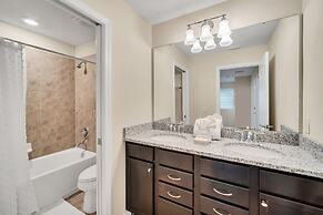 Private Conservation View With Theme Rooms and Beautiful Pool Area, Pe