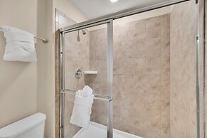 Private Conservation View With Theme Rooms and Beautiful Pool Area, Pe