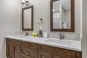 Spring Creek Vacations