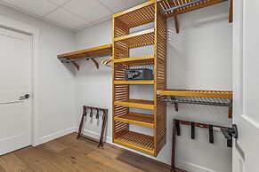 Spring Creek Vacations