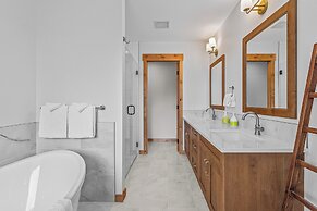 Spring Creek Vacations