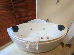 Petro Thai Binh Hotel