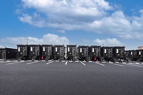 HOTEL R9 The Yard Ena