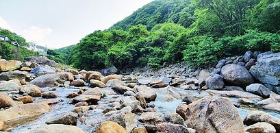 Jirisan Yeonriji Pension