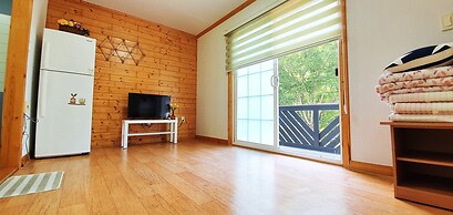 Jirisan Yeonriji Pension